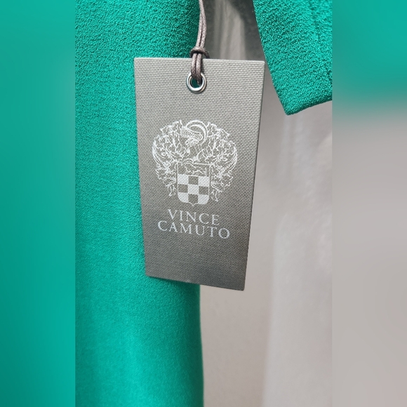 Vince Camuto Green Mini Dress - Picture 6 of 6